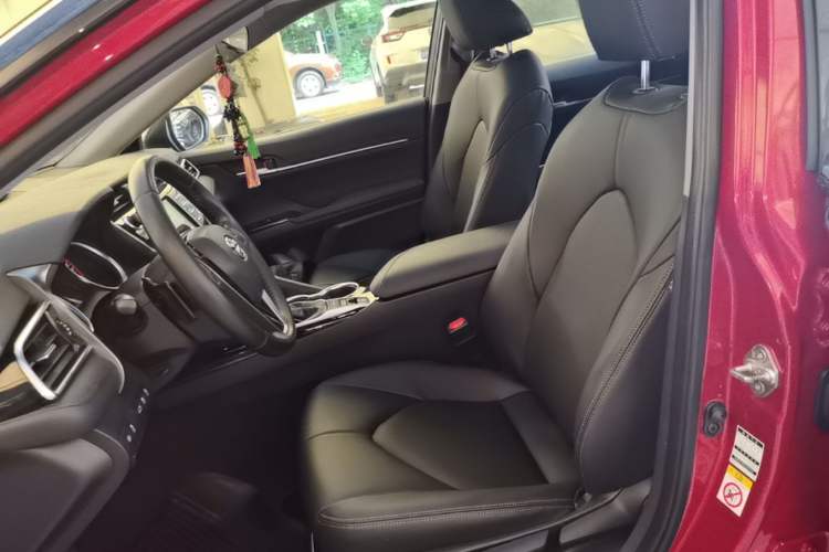 Used Toyota Camry 2018 2.0S FENGSHANG Edition Left Front Seat