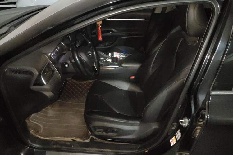 Used Toyota Camry 2018 2.0G Luxury Edition Left Front Seat
