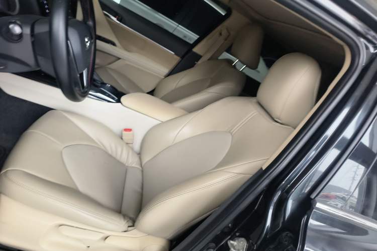 Used Toyota Camry 2018 2.0E Elite Edition Left Front Seat
