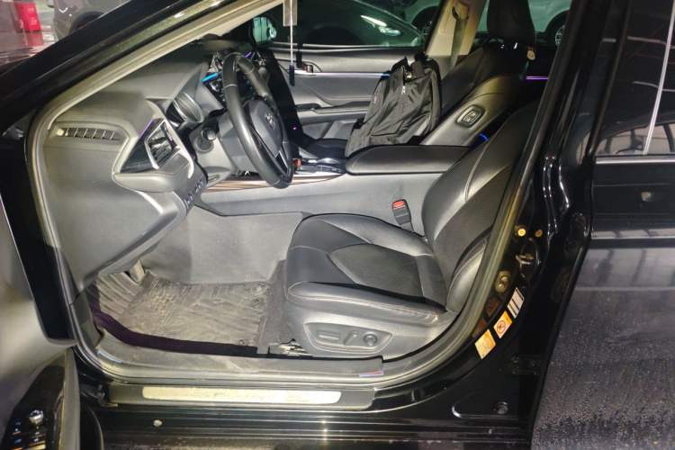 Used Toyota Camry 2018 2.5G Luxury Edition Left Front Seat