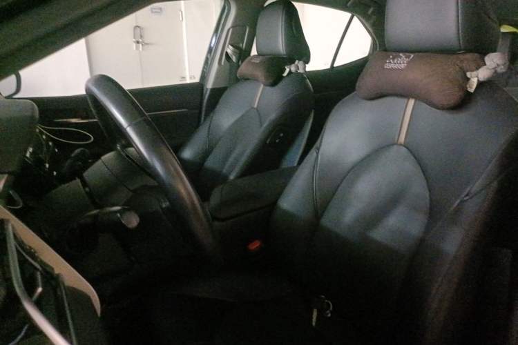 Used Toyota Camry 2018 2.5G Luxury Edition Left Front Seat