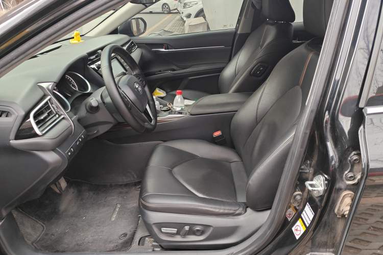 Used Toyota Camry 2018 2.0G Luxury Edition Left Front Seat