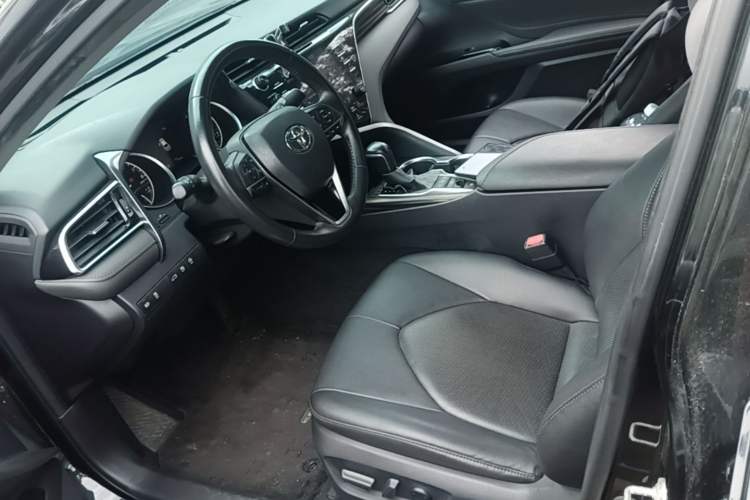 Used Toyota Camry 2018 2.5G Luxury Edition Left Front Seat