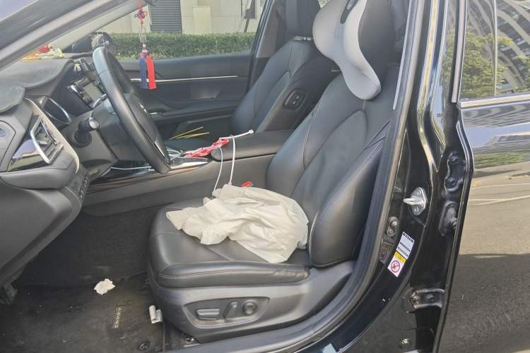 Used Toyota Camry 2018 2.0G Luxury Edition Left Front Seat