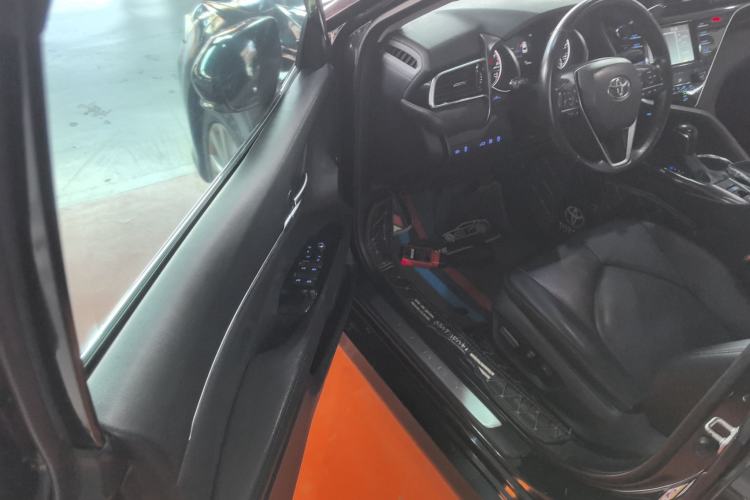 Used Toyota Camry 2018 2.0G Luxury Edition Left Front Seat