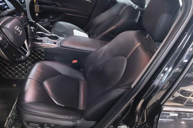 Used Toyota Camry 2018 2.0G Luxury Edition Left Front Seat