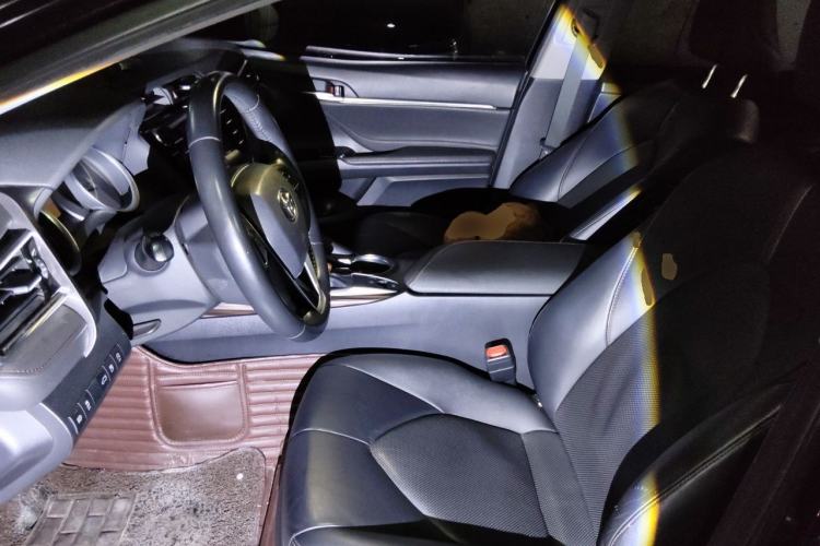 Used Toyota Camry 2018 2.0G Luxury Edition Left Front Seat
