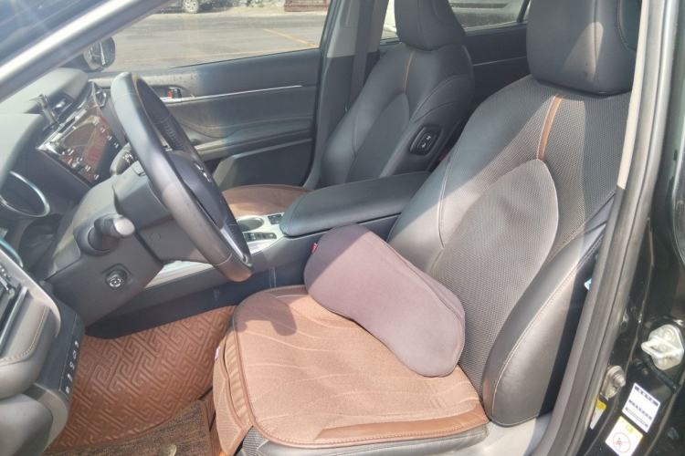 Used Toyota Camry 2018 Dual-Engine 2.5HQ Flagship Edition Left Front Seat