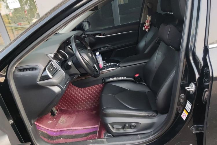 Used Toyota Camry 2018 2.5G Luxury Edition Left Front Seat