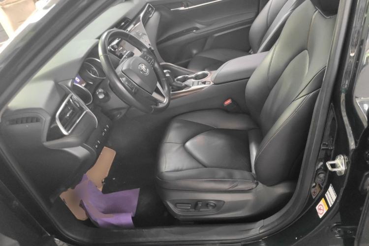 Used Toyota Camry 2018 2.5G Luxury Edition Left Front Seat