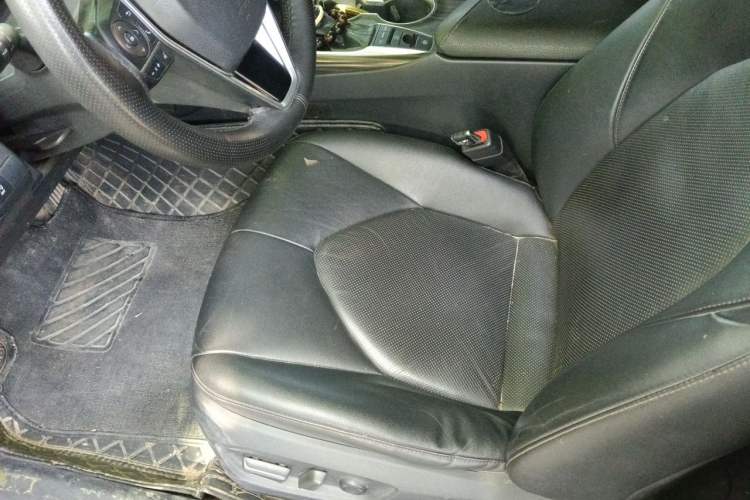 Used Toyota Camry 2018 2.5G Luxury Edition Left Front Seat