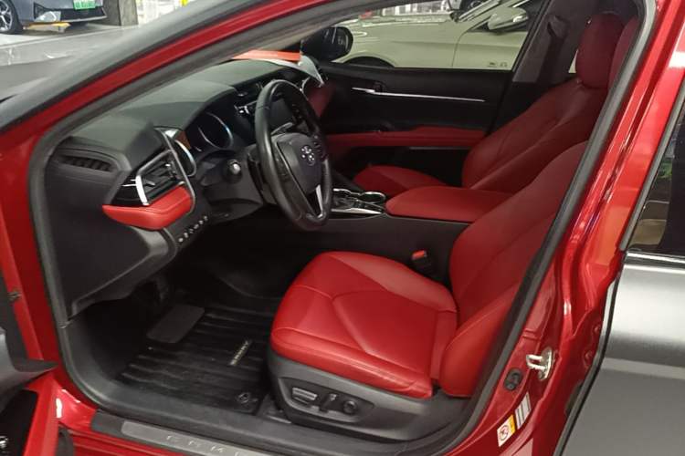 Used Toyota Camry 2018 2.5S Fēngshàng Edition Left Front Seat
