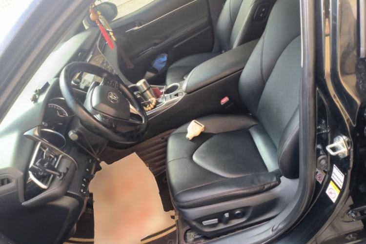 Used Toyota Camry 2018 2.5G Luxury Edition Left Front Seat