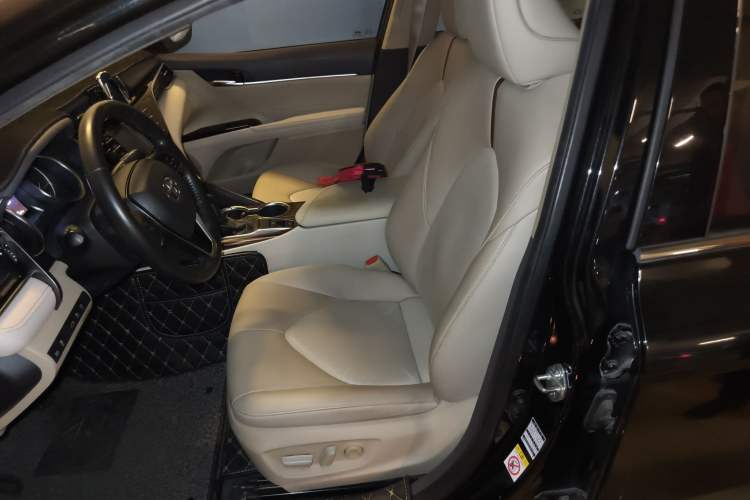 Used Toyota Camry 2018 2.0G Luxury Edition Left Front Seat