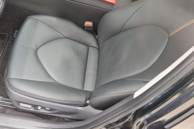 Used Toyota Camry 2018 2.0G Luxury Edition Left Front Seat
