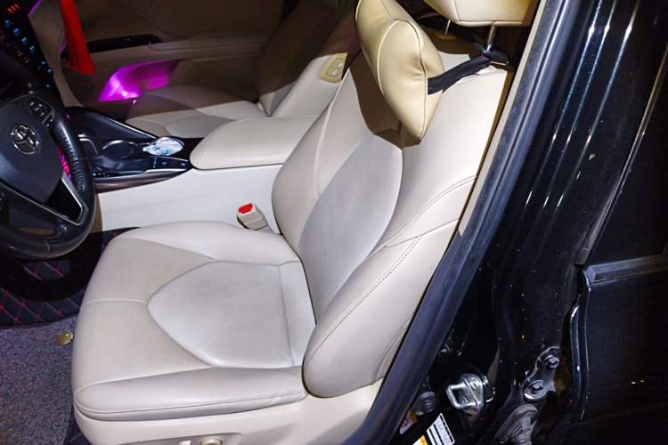 Used Toyota Camry 2018 2.5G Luxury Edition Left Front Seat
