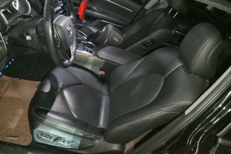 Used Toyota Camry 2018 2.5G Luxury Edition Left Front Seat
