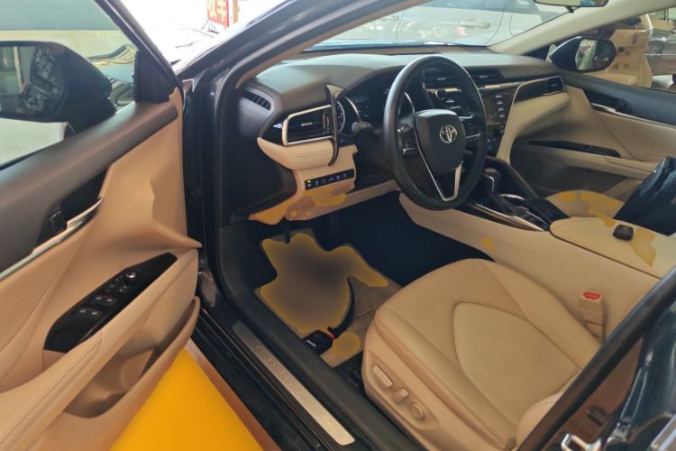 Used Toyota Camry 2018 2.5G Luxury Edition Left Front Seat