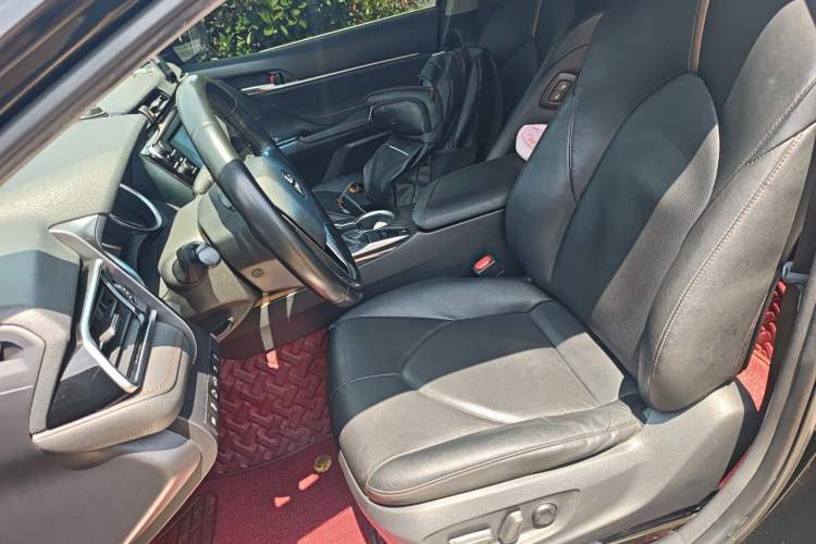 Used Toyota Camry 2018 2.0G Luxury Edition Left Front Seat