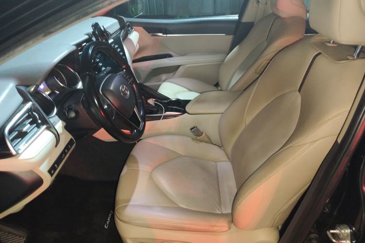 Used Toyota Camry 2018 2.5G Luxury Edition Left Front Seat