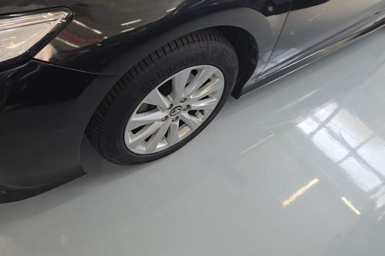 Used Toyota Camry 2018 2.0G Luxury Edition Left Front Wheel Hub