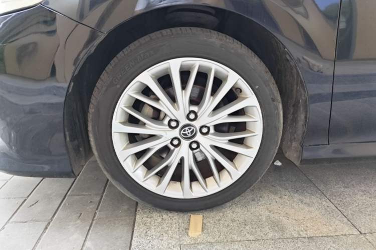 Used Toyota Camry 2018 2.5G Luxury Edition Left Front Wheel Hub