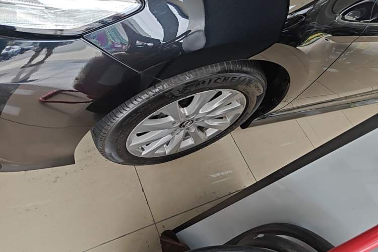 Used Toyota Camry 2018 2.0G Luxury Edition Left Front Wheel Hub