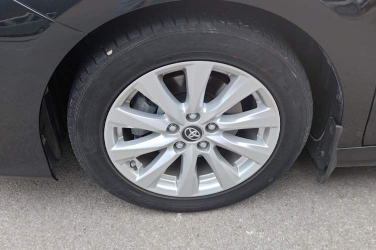 Used Toyota Camry 2018 2.0G Luxury Edition Left Front Wheel Hub