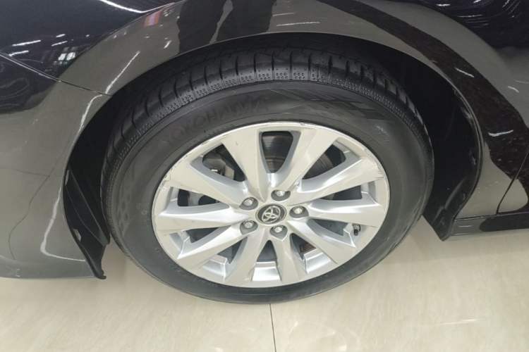Used Toyota Camry 2018 2.0G Luxury Edition Left Front Wheel Hub