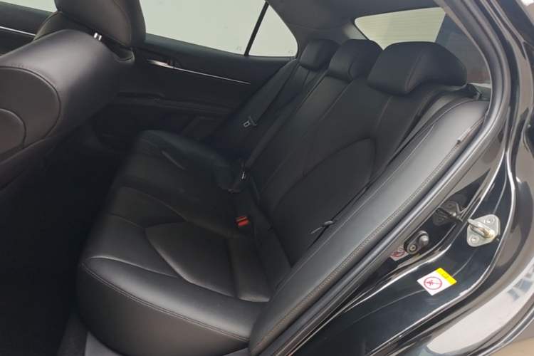 Used Toyota Camry 2018 2.0G Luxury Edition Left Rear Seat