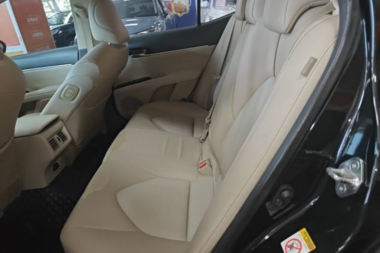 Used Toyota Camry 2018 2.0G Luxury Edition Left Rear Seat