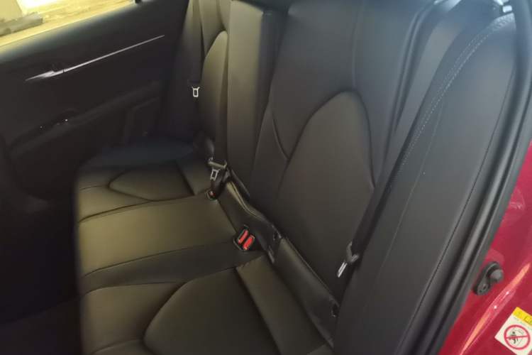 Used Toyota Camry 2018 2.0S FENGSHANG Edition Left Rear Seat
