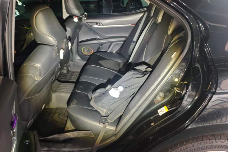 Used Toyota Camry 2018 2.5G Luxury Edition Left Rear Seat