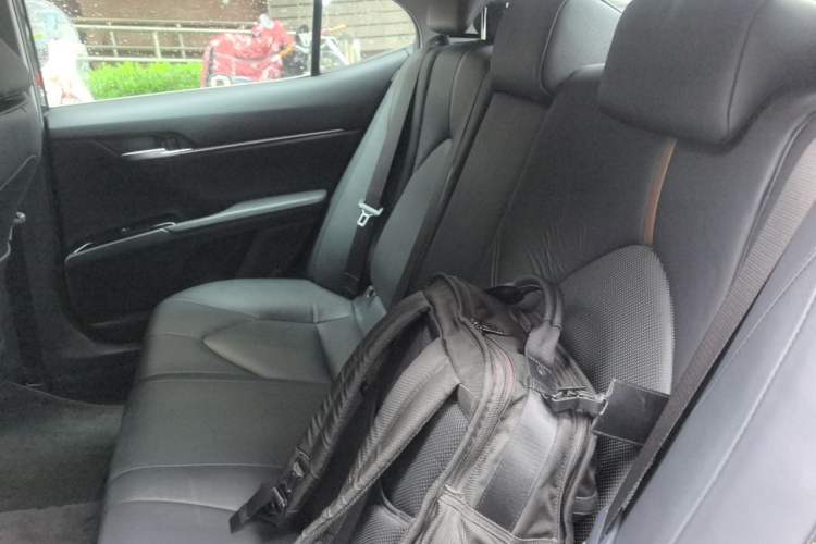 Used Toyota Camry 2018 2.5G Luxury Edition Left Rear Seat