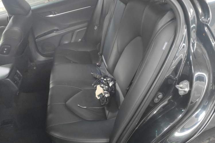 Used Toyota Camry 2018 2.5G Luxury Edition Left Rear Seat