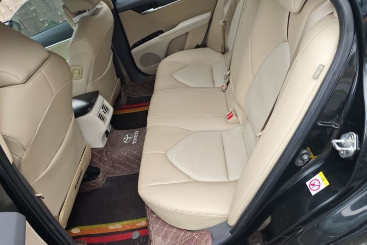 Used Toyota Camry 2018 2.0G Luxury Edition Left Rear Seat
