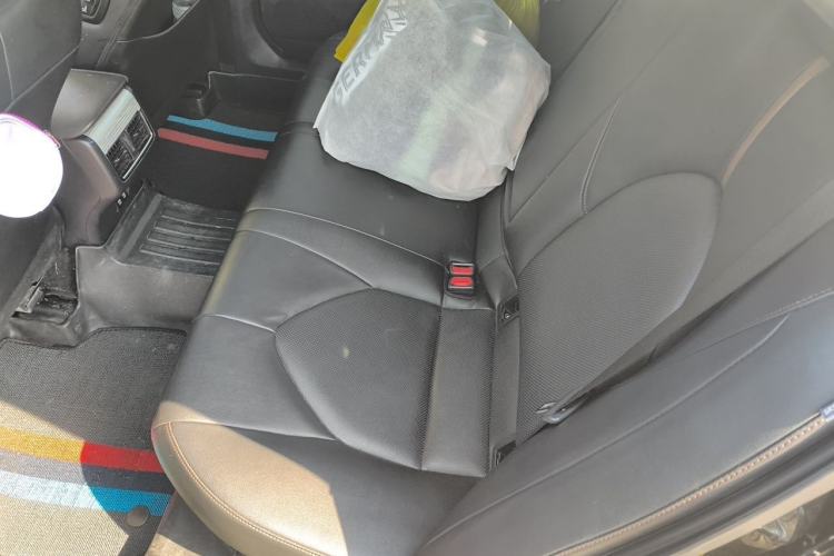 Used Toyota Camry 2018 Dual-Engine 2.5 HG Luxury Edition Left Rear Seat