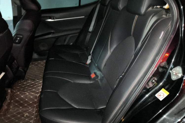 Used Toyota Camry 2018 2.5G Luxury Edition Left Rear Seat