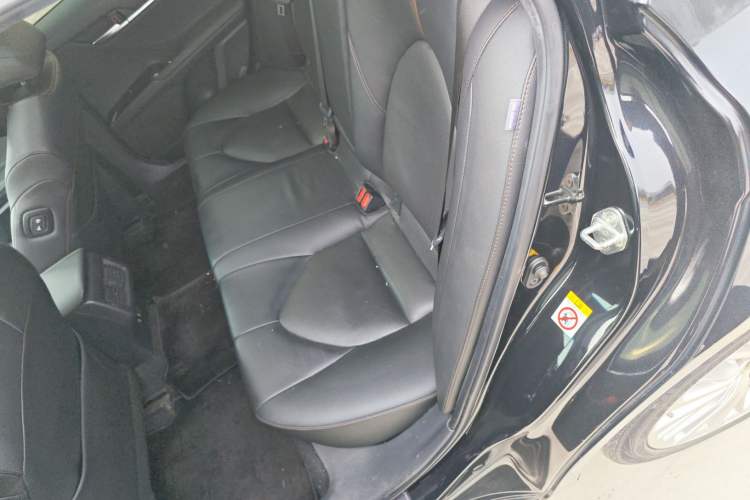 Used Toyota Camry 2018 2.5G Luxury Edition Left Rear Seat