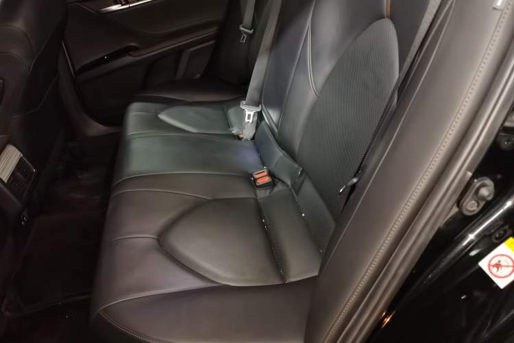 Used Toyota Camry 2018 Dual-Engine 2.5 HG Luxury Edition Left Rear Seat