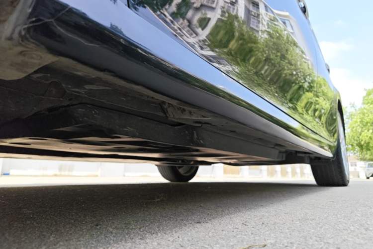 Used Toyota Camry 2018 2.5G Luxury Edition Left Side Sill