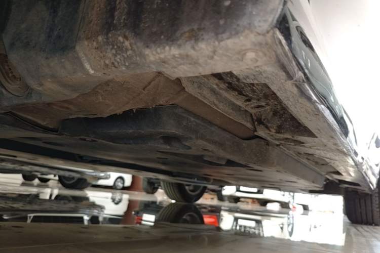 Used Toyota Camry 2018 2.0G Luxury Edition Left Side Sill