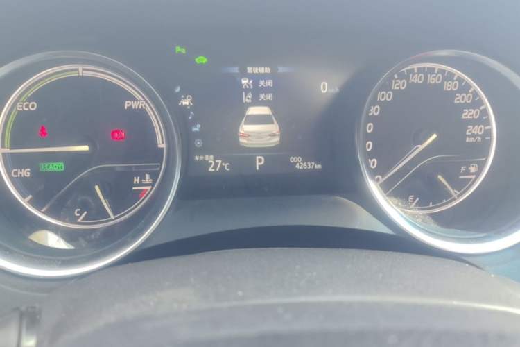 Used Toyota Camry 2018 Dual-Engine 2.5 HG Luxury Edition Odometer Close Up