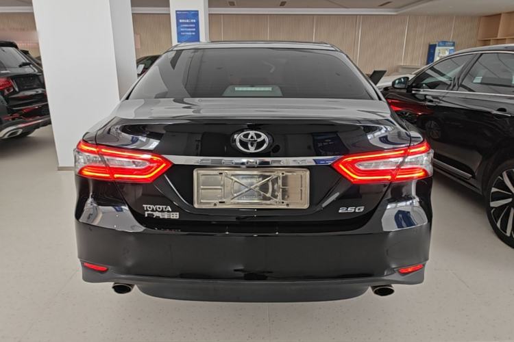 Used Toyota Camry 2018 2.5G Luxury Edition Rear