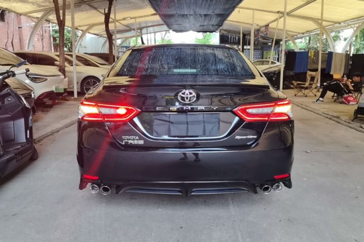 Used Toyota Camry 2018 2.0S FENGSHANG Edition Rear