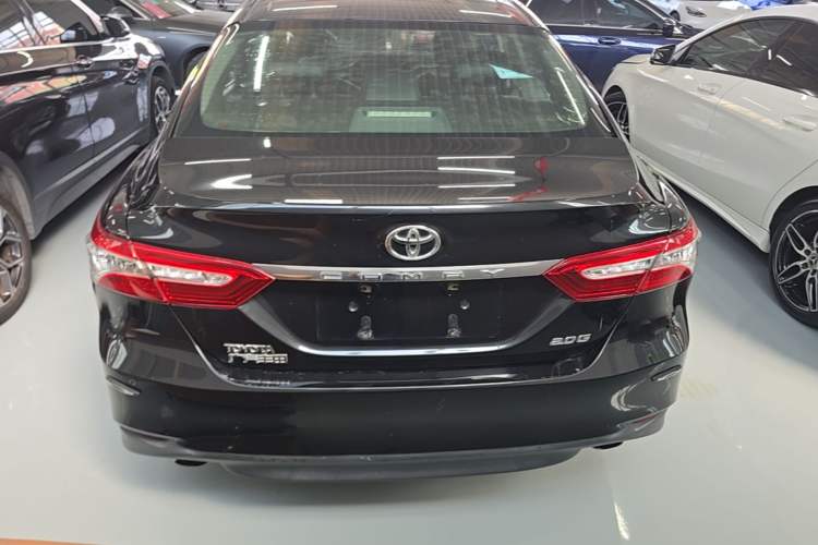 Used Toyota Camry 2018 2.0G Luxury Edition Rear
