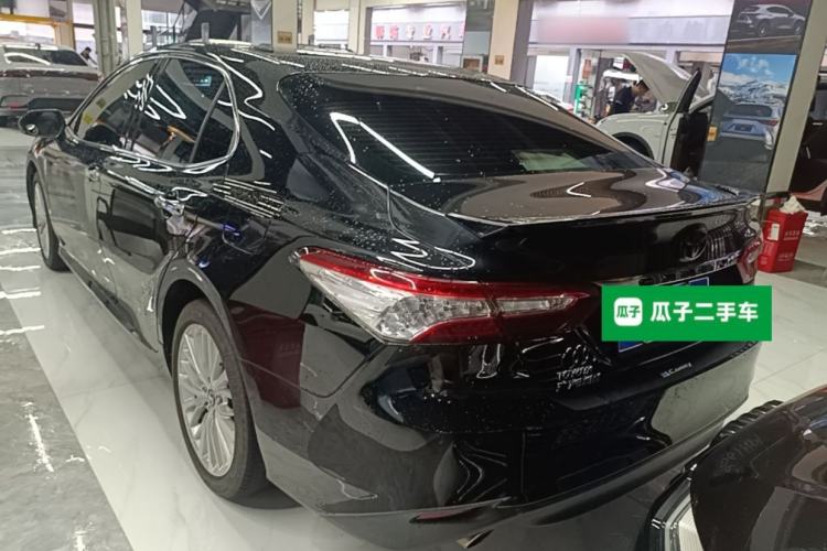Used Toyota Camry 2018 2.5G Luxury Edition Rear Left 45 Deg