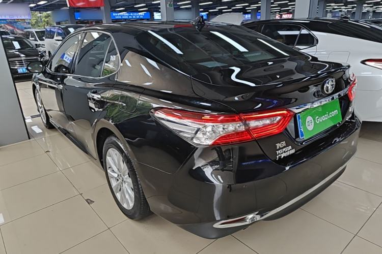 Used Toyota Camry 2018 2.0G Luxury Edition Rear Left 45 Deg