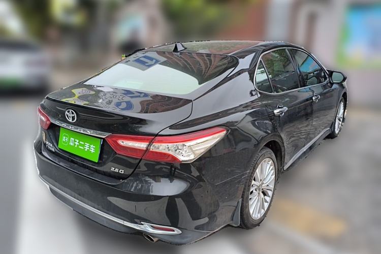 Used Toyota Camry 2018 2.0G Luxury Edition Rear Right 45 Deg
