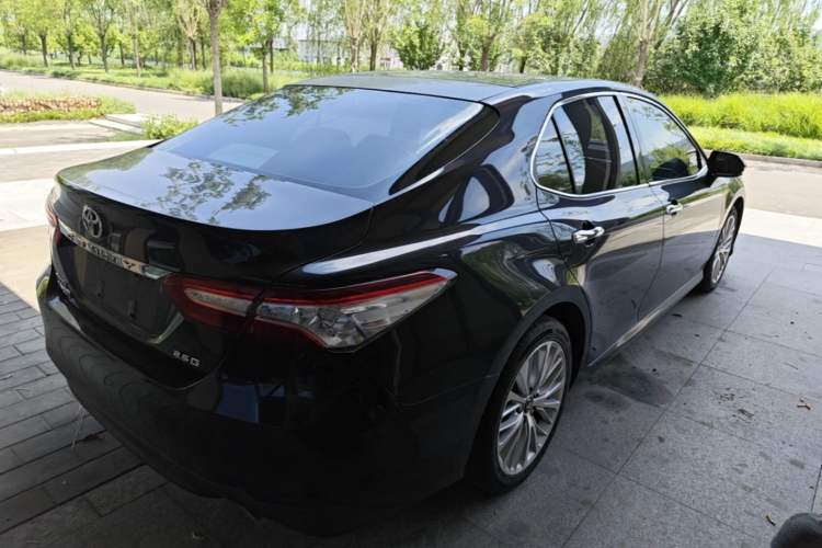 Used Toyota Camry 2018 2.5G Luxury Edition Rear Right 45 Deg